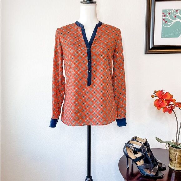 Banana Republic Tops - 🍋HP🍋 Banana Republic • Long Sleeve Blouse